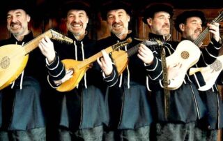 Lute Player | The Lutenist | Wedding Lutenist | Wedding Medieval Music | Lute Player West Midlands
