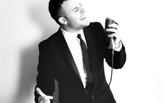 Swing Singers for Hire South East | Swing Singer for hire Brighton East Sussex