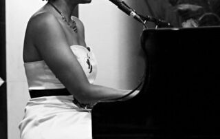 Wedding Singer Glasgow | Solo Singer Glasgow | Solo Vocalist Glasgow Wedding Singer Glasgow | Solo Vocalist Glasgow | Solo Singer Glasgow