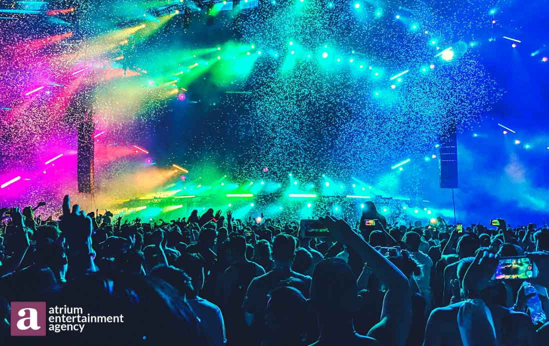 Music for a New Year's Eve Party | Hire a band or DJ for your party